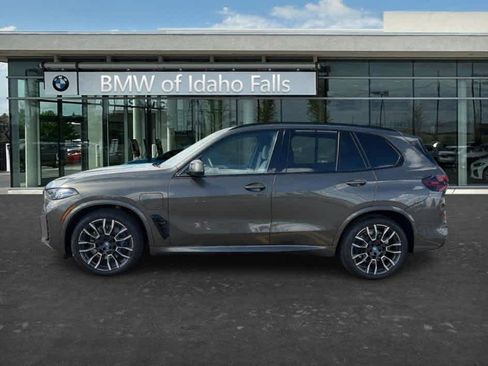 Used 2024 BMW X5 xDrive50e w/ Executive Package AWD/4WD image 4