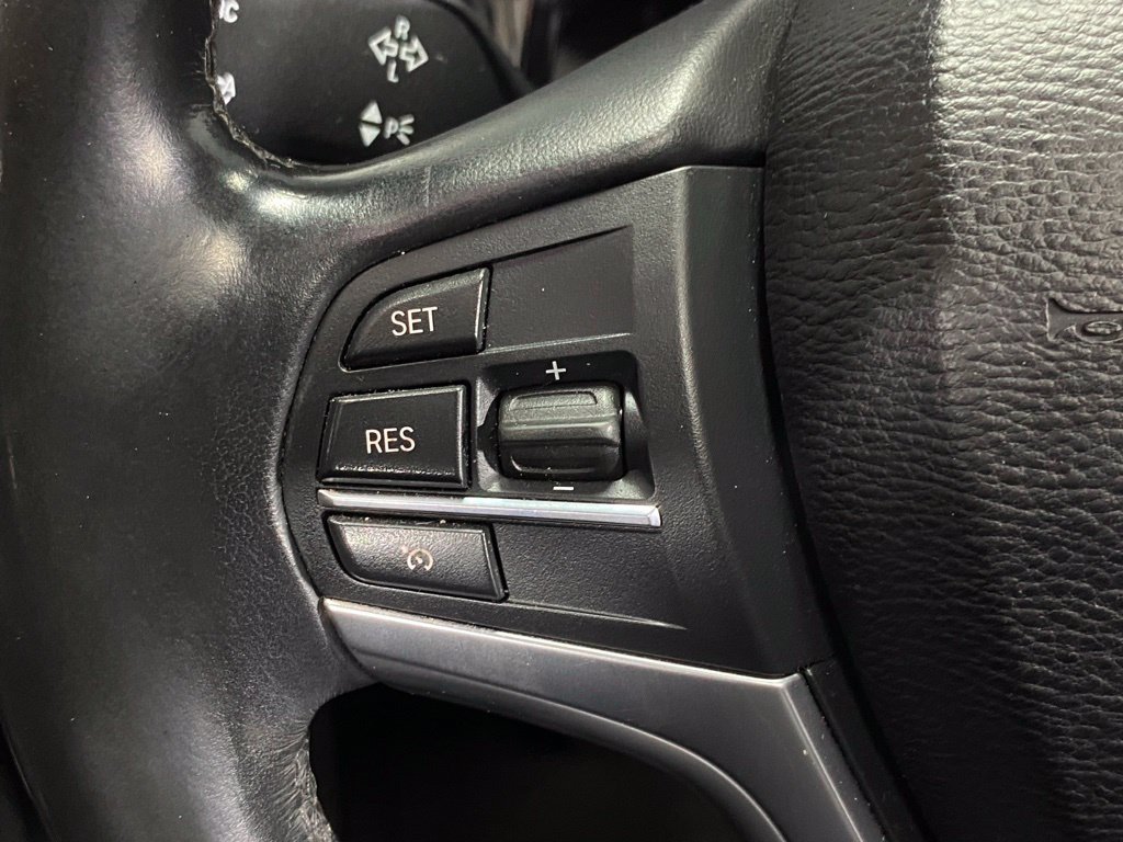 Used 2017 BMW X5 xDrive40e w/ Premium Package AWD/4WD image 34