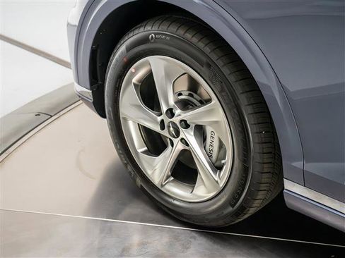 New 2026 Genesis GV70 2.5T Select AWD/4WD image 12