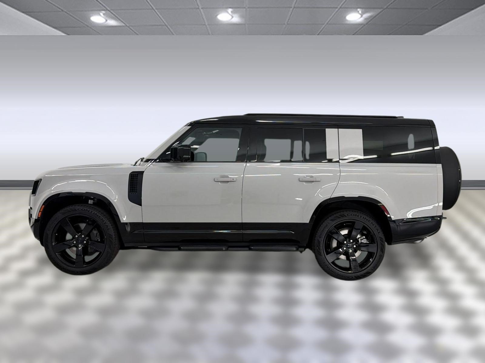 New 2026 Land Rover Defender 130 X-Dynamic SE AWD/4WD image 2