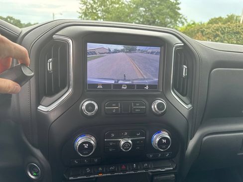 Used 2021 GMC Sierra 1500 AT4 w/ AT4 Preferred Package AWD/4WD image 11