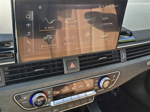 Used 2021 Audi A4 2.0T Premium w/ Convenience Package image 24