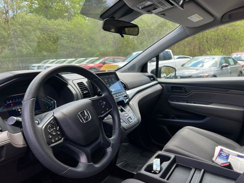 Used 2018 Honda Odyssey EX image 15