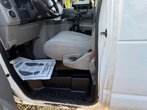 Used 2014 Ford E-150 and Econoline 150 w/ Power Group RWD image 11