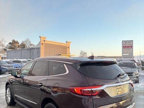 Used 2019 Buick Enclave Premium w/ Experience Buick Package image 4