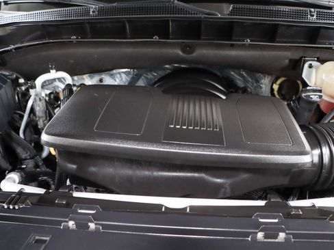 Used 2021 Chevrolet Suburban Premier w/ Premium Package image 37