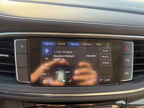 Used 2024 Buick Enclave Essence w/ Experience Buick Package image 22