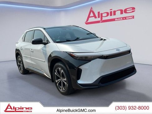 Used 2025 Toyota bZ4X AWD w/ Weather Package image 7