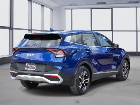 Used 2024 Kia Sportage EX FWD image 5