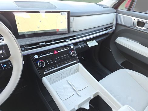 Used 2024 Hyundai Santa Fe Calligraphy image 22
