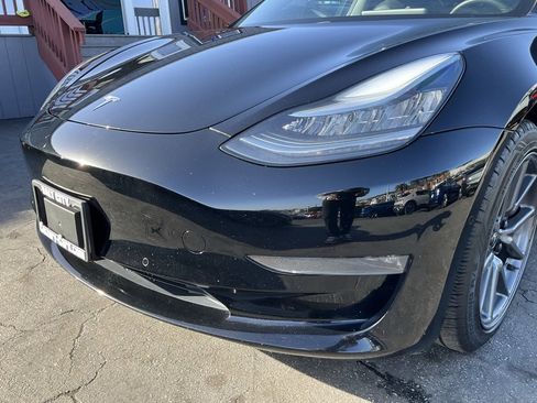 Used 2018 Tesla Model 3 Mid Range image 88