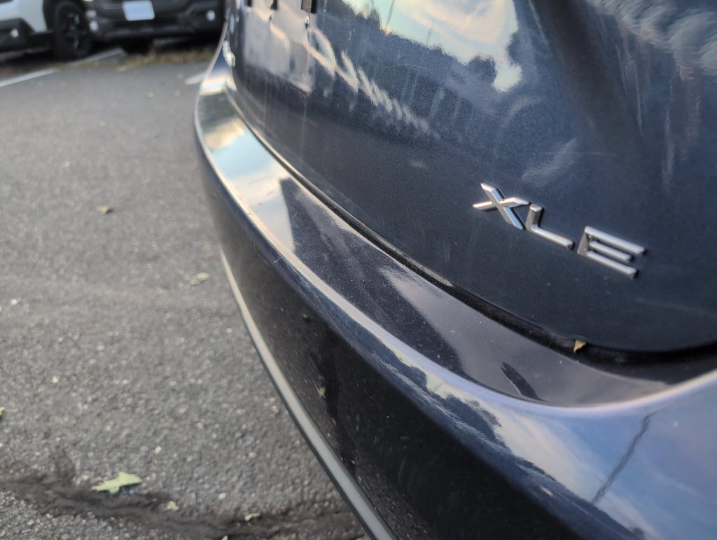 Used 2015 Toyota Avalon XLE FWD image 42