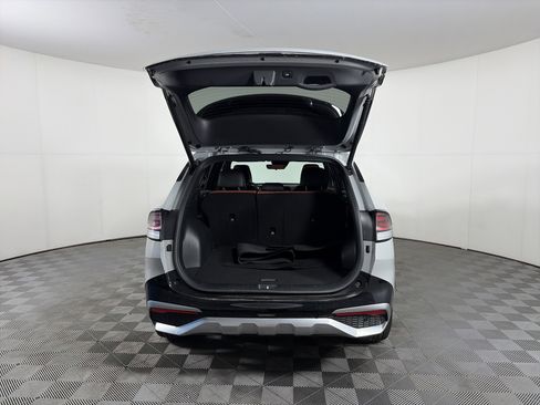 Certified 2023 Kia Sportage SX image 18