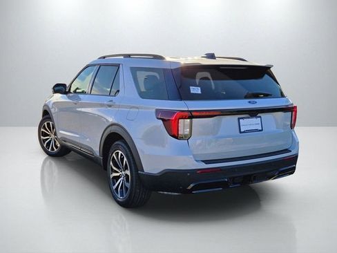 New 2026 Ford Explorer ST-Line w/ Premium Package image 7