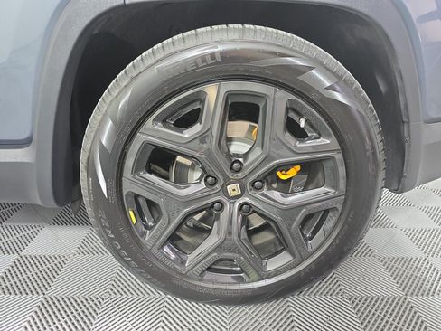 Used 2022 Rivian R1S Launch Edition Quad AWD/4WD image 10