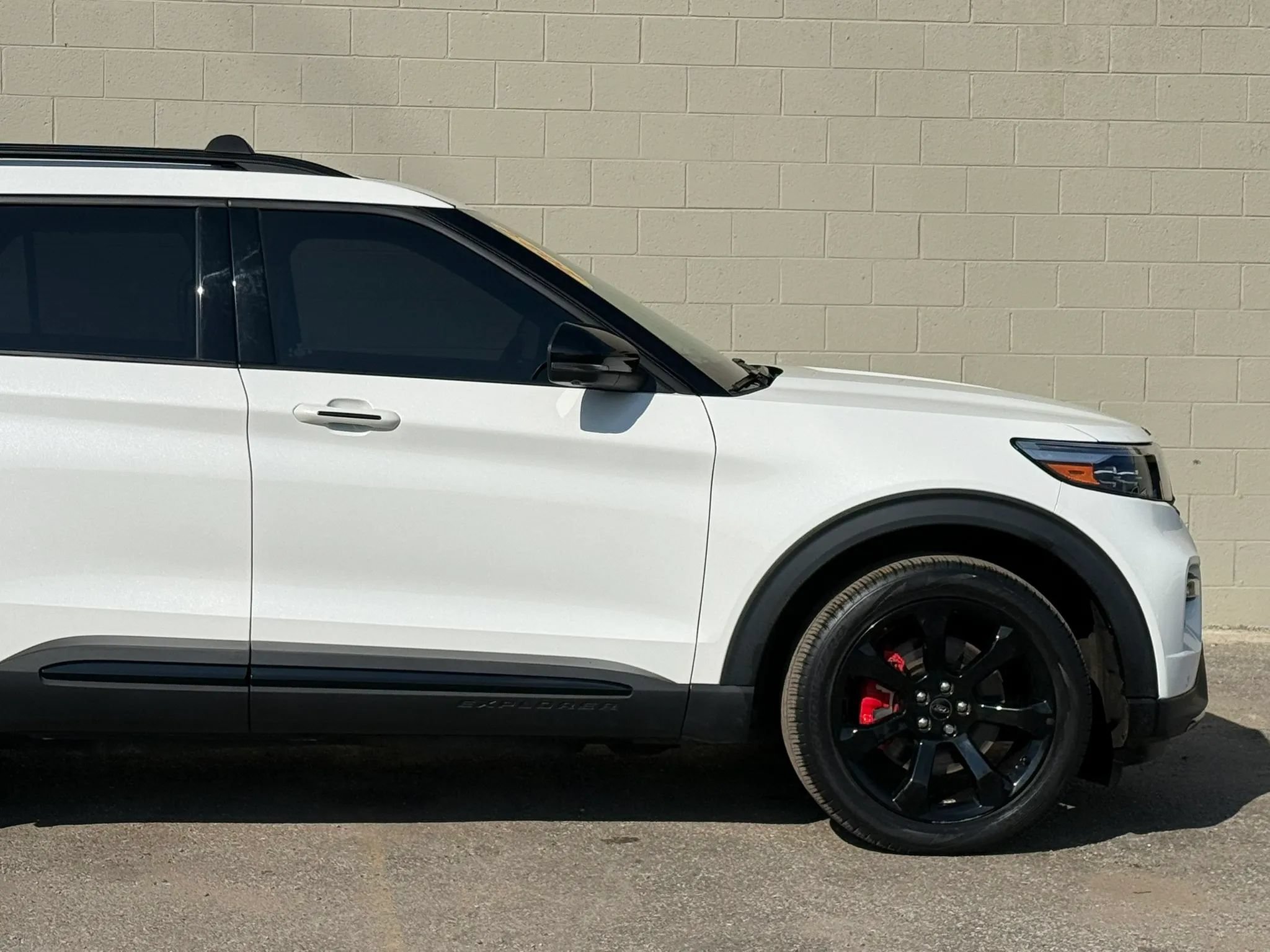 Used 2022 Ford Explorer ST w/ Equipment Group 401A AWD/4WD image 13