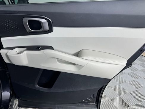 Used 2025 Kia Sorento S w/ Panoramic Sunroof Package image 29