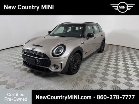 Certified 2024 MINI Cooper Clubman S image 3