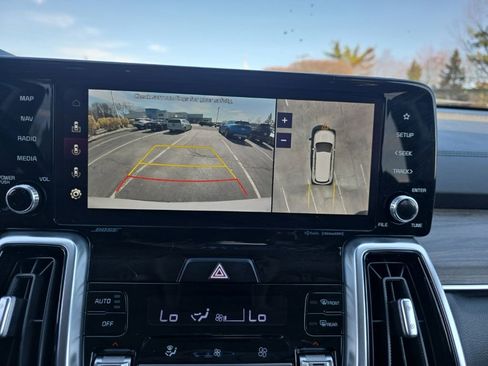Used 2022 Kia Sorento SX Prestige image 17