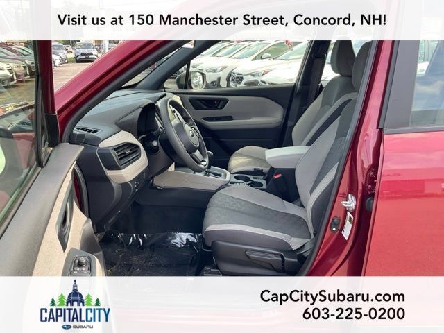 Used 2025 Subaru Forester AWD/4WD image 13