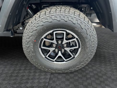 New 2026 Jeep Gladiator Rubicon AWD/4WD image 14