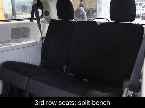Used 2019 Dodge Grand Caravan SE image 13