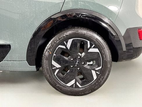 New 2025 Kia Niro Wind image 10