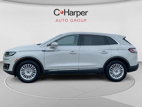 Used 2019 Lincoln Nautilus FWD image 6