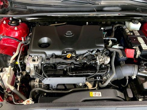 Used 2022 Toyota Camry LE FWD image 9