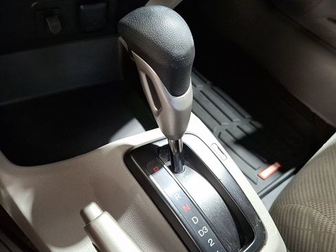 Used 2012 Honda Civic LX image 15