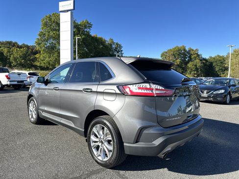 Used 2023 Ford Edge Titanium image 8