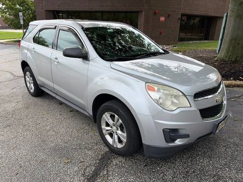 Used 2014 Chevrolet Equinox LS FWD image 2