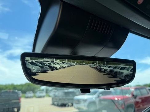 Used 2024 Chevrolet Silverado 2500 ZR2 w/ ZR2 Bison Edition AWD/4WD image 34