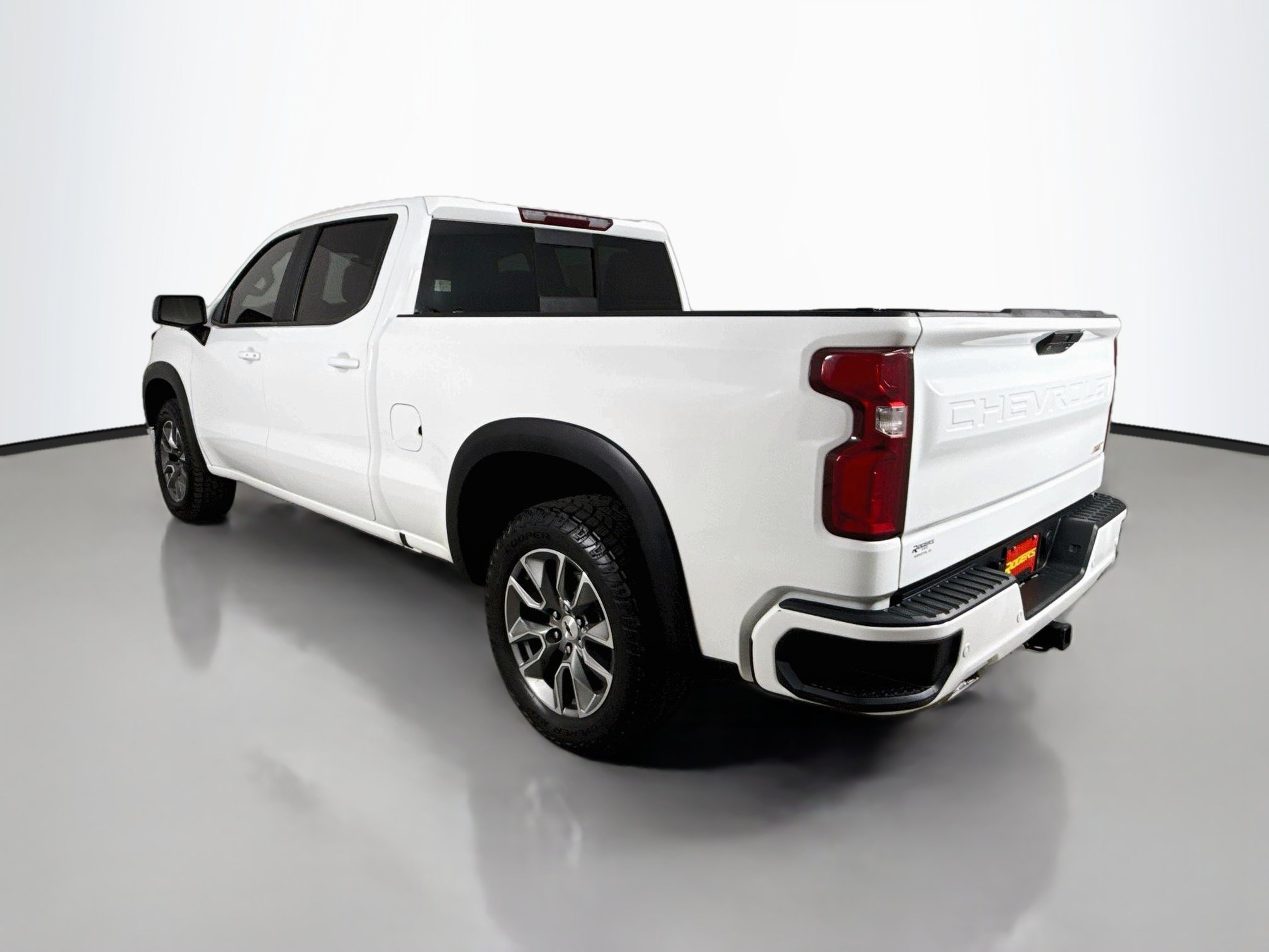 Used 2020 Chevrolet Silverado 1500 RST w/ True North Edition AWD/4WD image 6