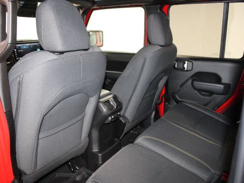 Used 2025 Jeep Wrangler Unlimited Sport S 4xe AWD/4WD image 28