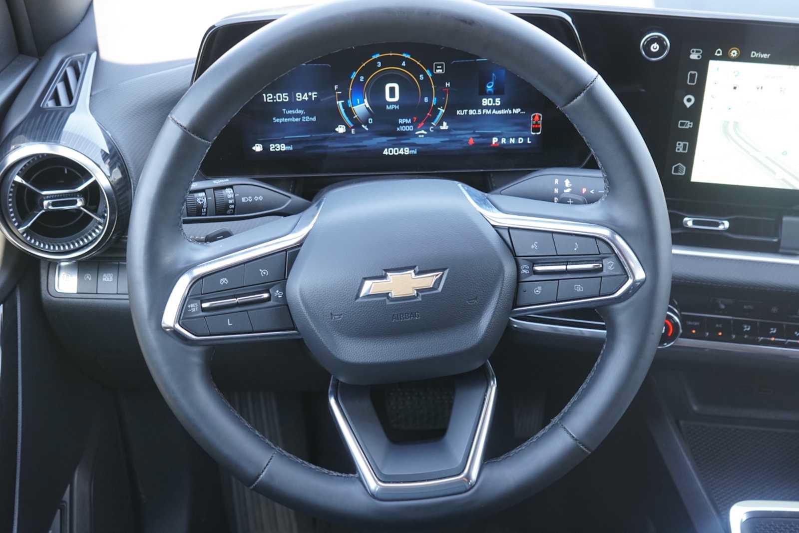 Used 2025 Chevrolet Equinox LT w/ Convenience Package II FWD image 22