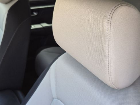 Used 2023 Honda CR-V EX image 11