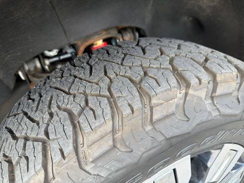 Used 2024 GMC Sierra 2500 Denali w/ Denali Reserve Package AWD/4WD image 29