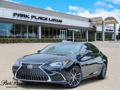 New 2025 Lexus ES 350 w/ Premium Package