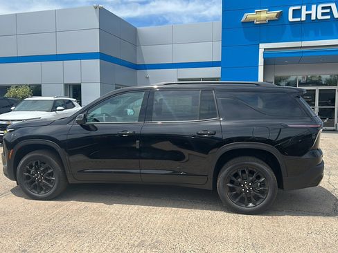 New 2026 Chevrolet Traverse LT w/ Midnight/Sport Edition AWD/4WD image 7