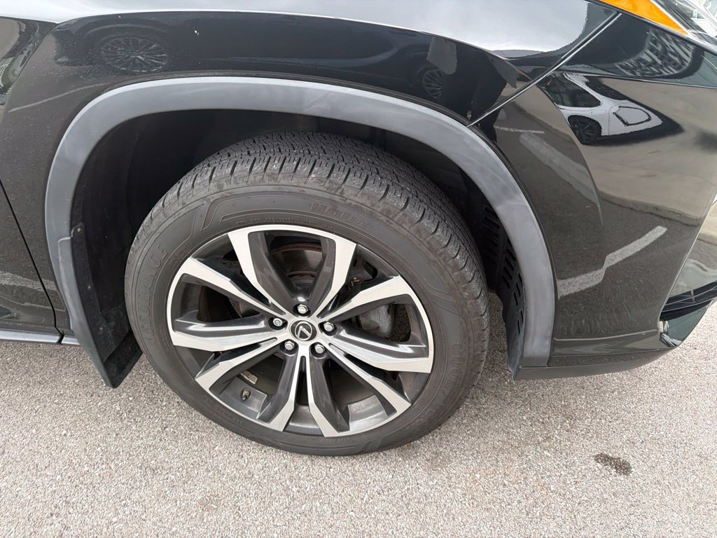 Used 2019 Lexus RX 350L AWD w/ Premium Package image 24