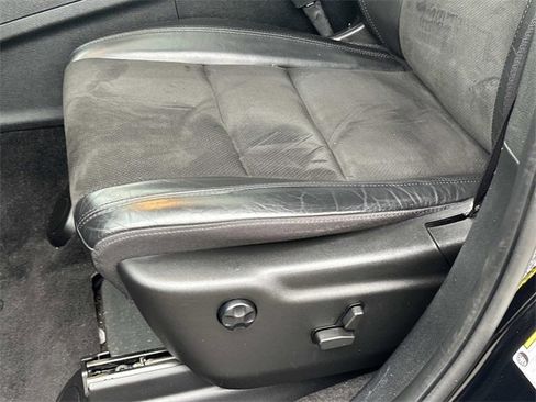 Certified 2022 Jeep Grand Cherokee Laredo X image 19