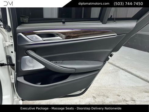 Used 2019 BMW M5 w/ Executive Package image 27