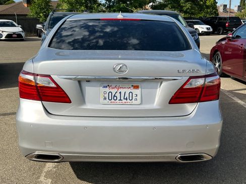 Used 2011 Lexus LS 460 w/ Luxury Value Edition RWD image 5