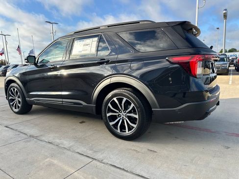 New 2026 Ford Explorer ST-Line w/ Premium Package RWD image 3