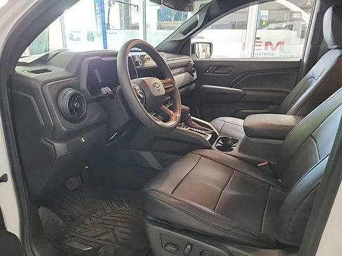 Certified 2024 Chevrolet Colorado Trail Boss AWD/4WD image 10