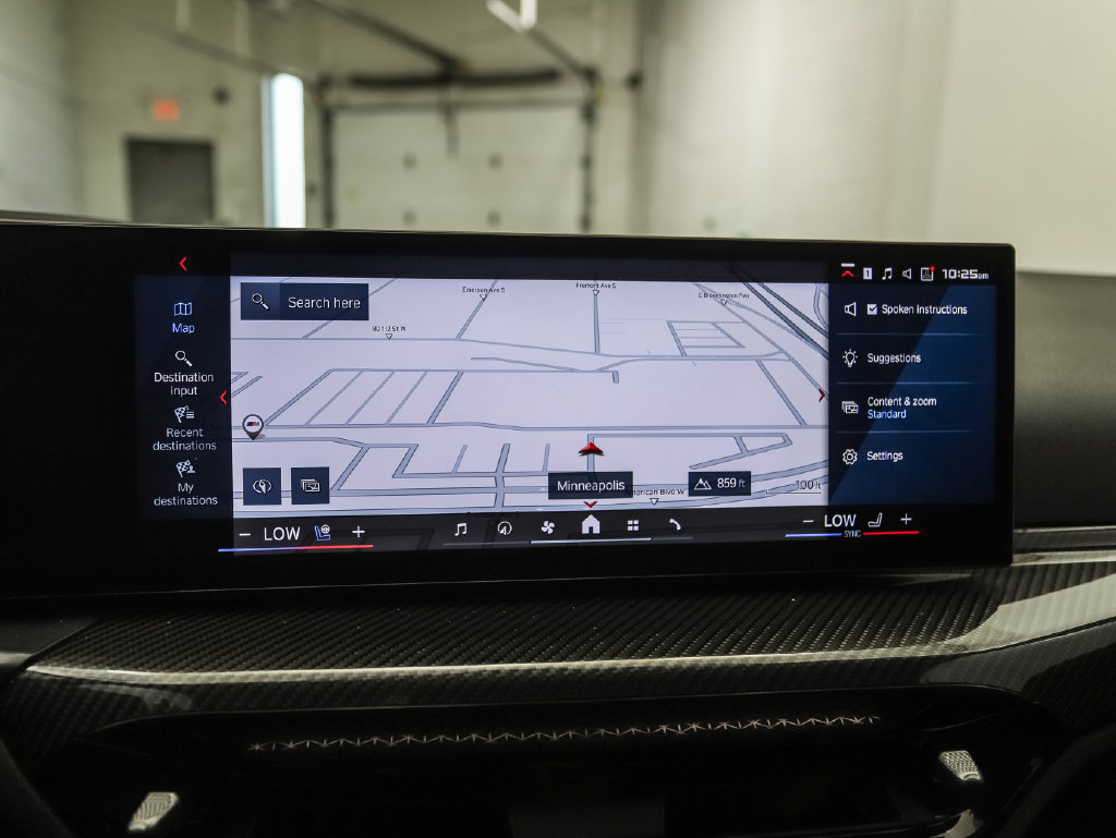 Used 2027 BMW M4 xDrive Competition AWD/4WD image 16