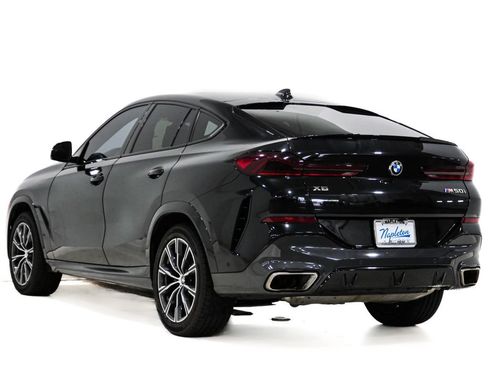 Used 2022 BMW X6 M50i w/ Executive Package AWD/4WD image 9