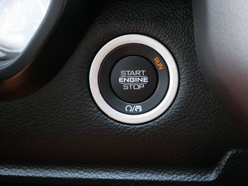 Used 2024 RAM 1500 Big Horn AWD/4WD image 28