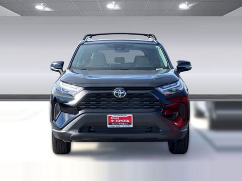 New 2025 Toyota RAV4 XLE image 5